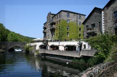 Lakeland Village